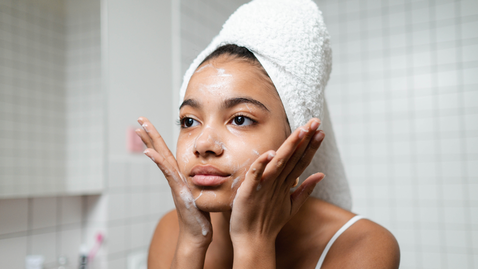 Ingrédients naturels à connaître : jojoba & acide hyaluronique