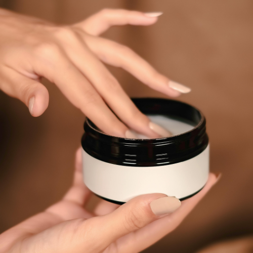 Crème contour de yeux aux concombres